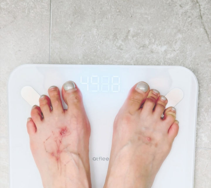 <b>현아</b> 49 <b>다이어트</b> 인증 "그동안 얼마나 먹은 거니"