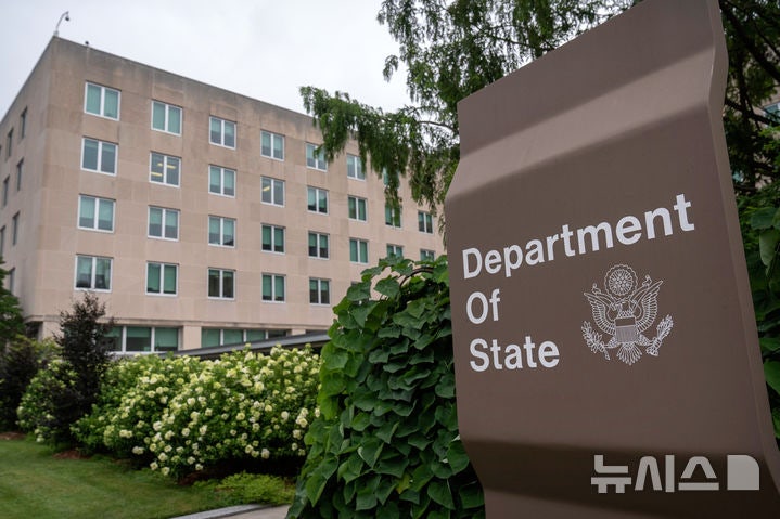 [워싱턴=AP/뉴시스]6월27일 미 수도 워싱턴DC의 미 국무부 본부 모습. 미국에서 거주하기 위해 비자를 신청하는 외국인은 당뇨병이나 비만을 포함한 특정 질병이 있는 경우 거부될