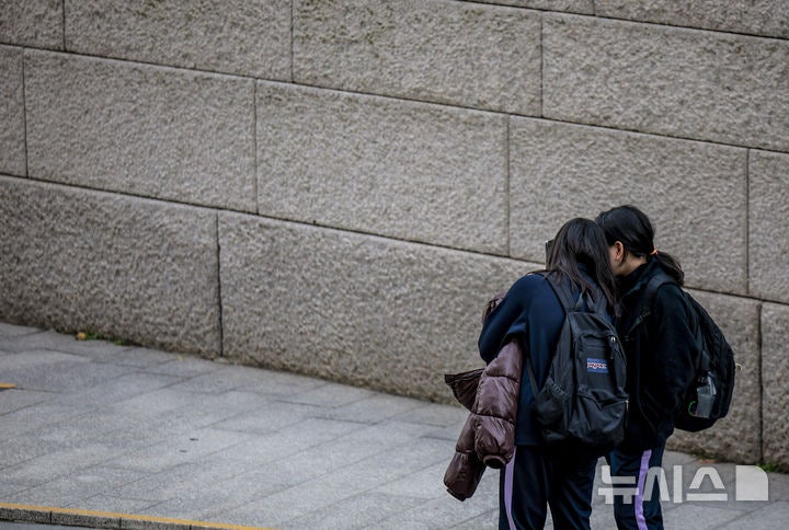 <b>수능 예비소집</b>일, 아침 영하권 추위…낮부터 <b>포근</b>[내일날씨]