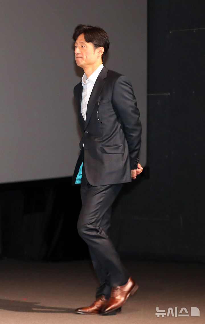 <b>국보</b>로 내한한 <b>이상일 감독</b>