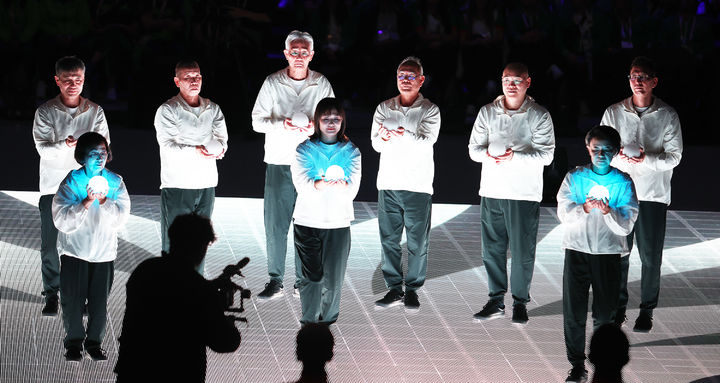 2025 <b>도쿄 데플림픽</b> 개회식…한국선수단 이덕희 기수로 입장