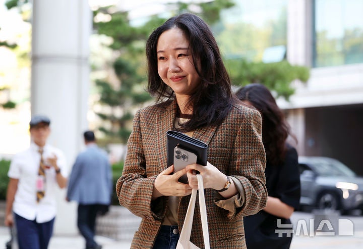 "<b>민희진</b>, <b>뉴진스</b> 발목 안잡아…왜 3대2 됐나"
