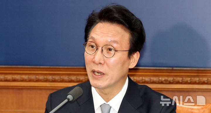 김 총리 "헌법존중<b>TF</b>, 공직사회 통합 위한 불가피한 국정안정 조치"