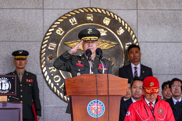 해병대, <b>연평도포격전</b> 15주년 전승기념행사…"위국헌신 잊지 않을 것"