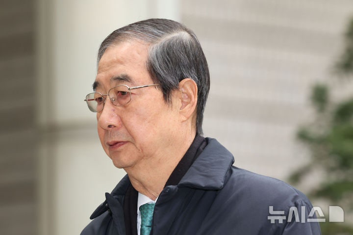<b>한덕수</b> "尹에 <b>계엄</b> 재고 요청…'멘붕' 상태여서 기억 흐릿"
