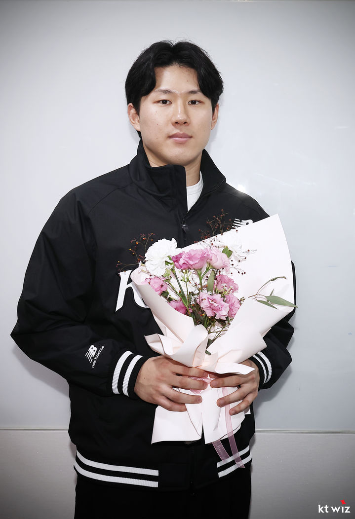KT, 김현수 이어 <b>FA</b> 외야수 최원준까지 잡았다…4년 최대 48억원