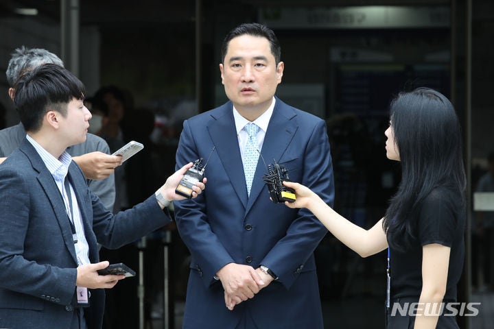 '<b>이재명 소년원 발언</b>' <b>강용석</b>, 2심서 징역형…法 "낙선 목적"