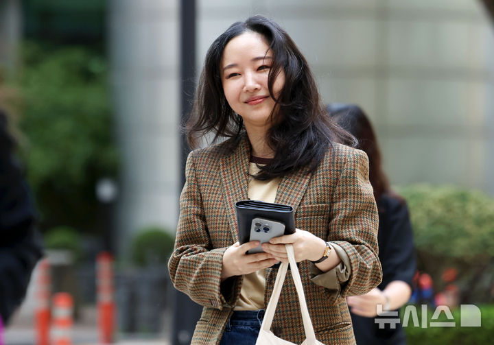 '뉴진스 결별' <b>민희진</b>, <b>새 아이돌</b> 만든다…비공개 오디션 개최