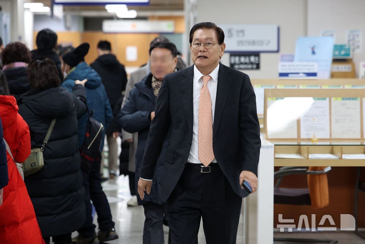 '탈세 혐의' 故조석래 공소기각…<b>이상운</b> 부회장 <b>집행유예</b>