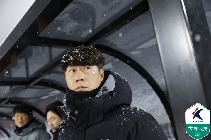 '<b>폭설</b> 연기' 수원FC <b>김은중 감독</b> "'꿈인가' 싶었지만…같은 패턴으로 준...