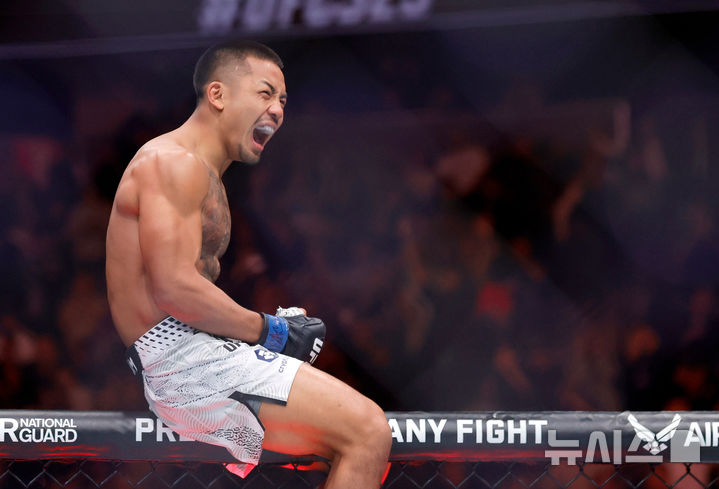 조슈아 반, <b>판토자</b> 누르고 '亞 남성 최초' <b>UFC 챔피언</b>
