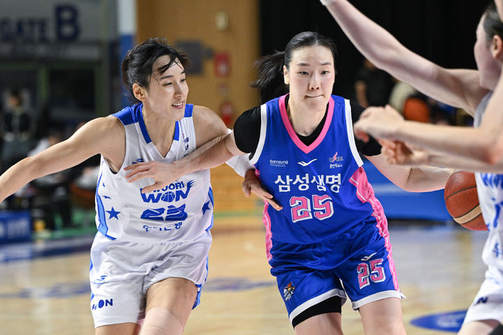 여자농구 우리은행, 삼성생명에 62-59 신승…3연패 탈출