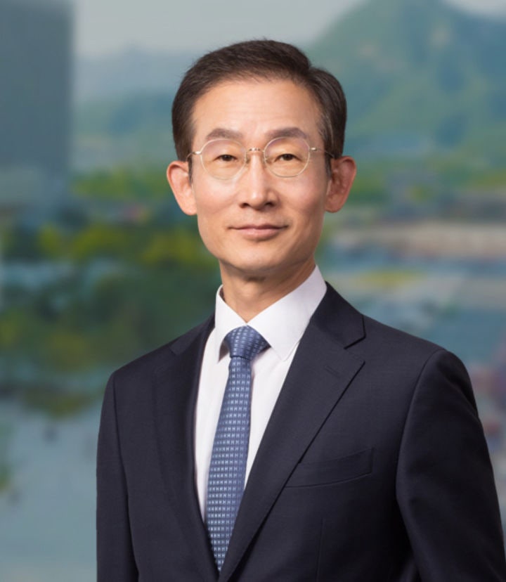 李대통령, <b>감사원장</b>에 민변 회장 출신 <b>김호철</b> 변호사 내정