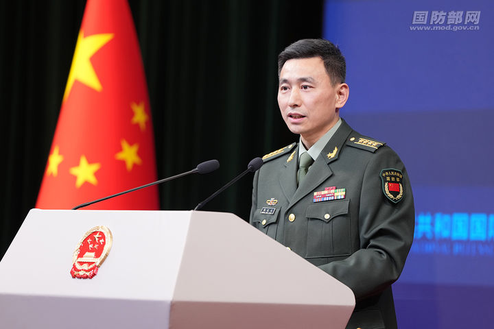 [서울=뉴시스] ﻿﻿한국 방공식별구역(KADIZ·카디즈)에 중국과 러시아 군용기 9대가 동시 진입한 가운데,중국 국방부는 이번 활동이 양국의 연례 협력 계획에 따른 것이라고 밝혔다.장샤오