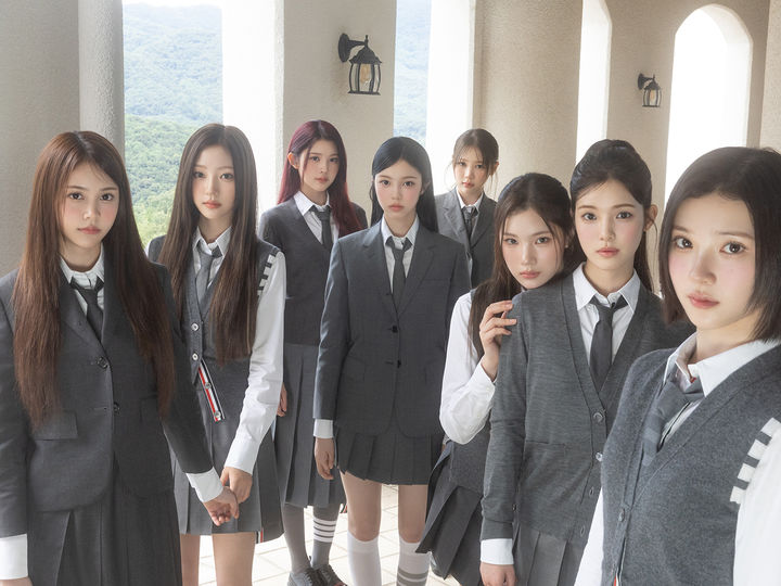 <b>하츠투하츠</b>, 데뷔 1년 만에 첫 <b>팬미팅</b>…'<b>하츠 투</b> 하우스'