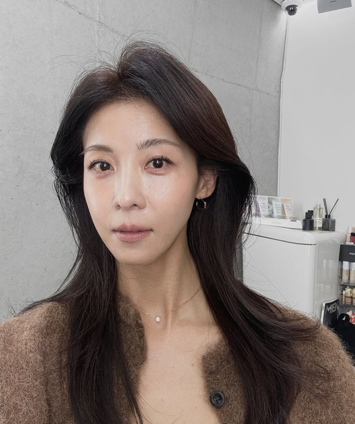 <b>하지원</b>, 100억에 산 <b>성수동 빌딩</b> 185억에 <b>매각</b>