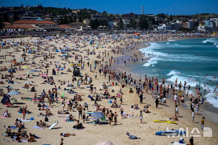 [시드니=AP/뉴시스] 호주 시드니 본다이 비치. 자료사진. 2025.12.14