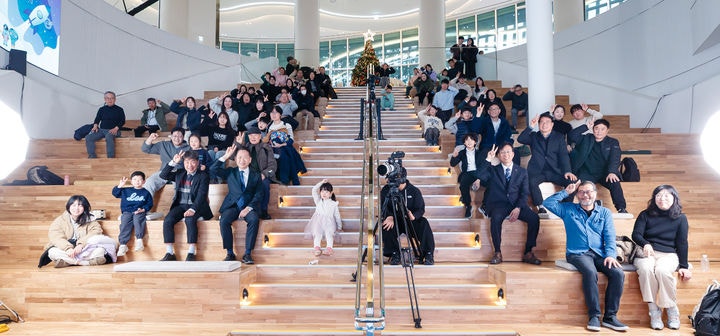 [수원=뉴시스] 13일 오후 경기도서관에서 개최된 경기기후위성 성공 기념식.(사진=경기도 제공) 2025.12.14.*재판매 및 DB 금지