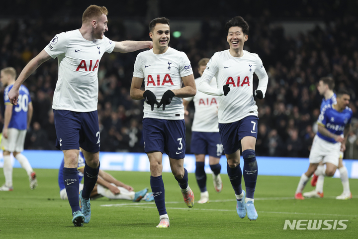 '<b>손흥민</b> 옛 동료' 레길론, 메시 뛰는 MLS 인터 마이애미 입단