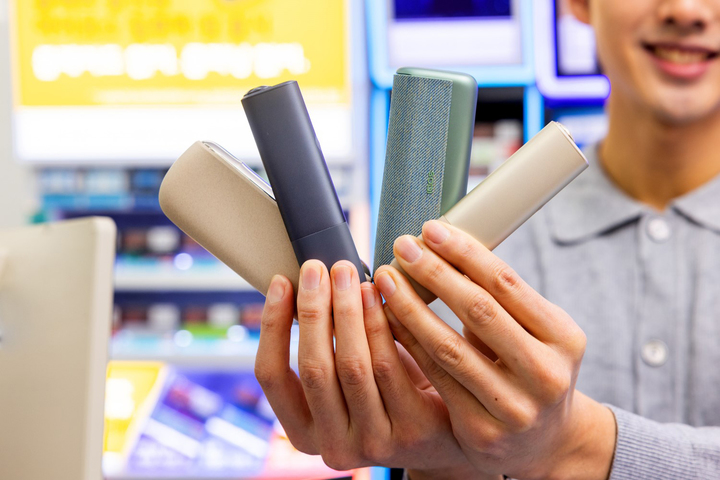 [서울=뉴시스] 한국필립모리스 전자담배 기기.(사진=한국필립모리스 제공) 2023.02.16.*재판매 및 DB 금지