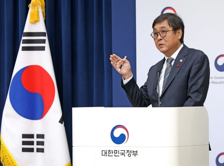 최휘영 문화체육관광부 장관이 16일 정부세종청사 중앙동 브리핑실에서 2026년도 문화체육관광부 업무보고 관련 브리핑을 하고 있다. (사진=문체부 제공) *재판매 및 DB 금지