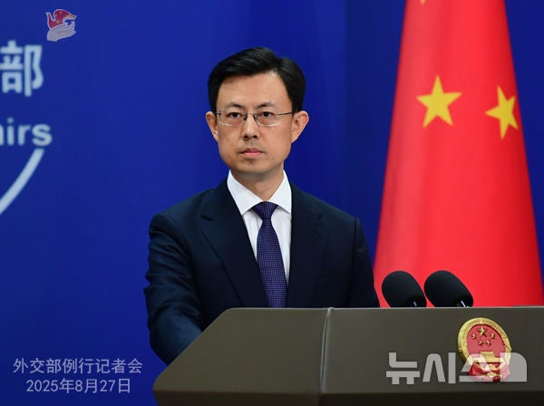 [베이징=뉴시스] 궈자쿤 중국 외교부 대변인.(사진=중국 외교부 홈페이지 갈무리) 2025.08.27 