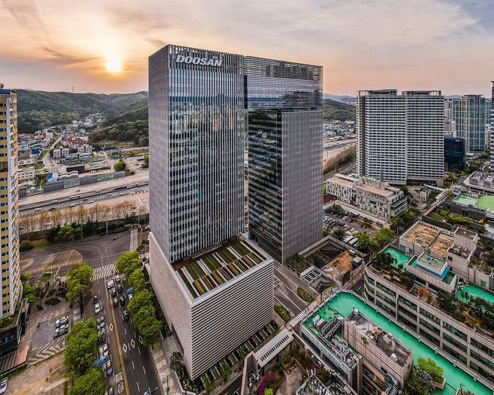 분당두산타워 전경.(사진=코람코자산운용 제공)  *재판매 및 DB 금지