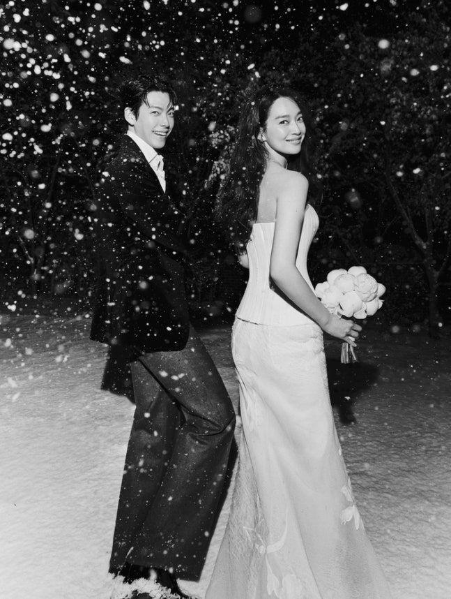 <b>김우빈</b>·<b>신민아</b> 결혼 주례는 법륜스님…축가는 카더가든
