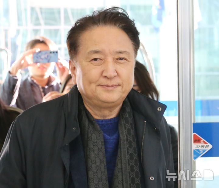 '돈봉투·산막 <b>뇌물</b> <b>의혹</b>' <b>김영환</b> <b>지사</b>, 소환조사 재출석