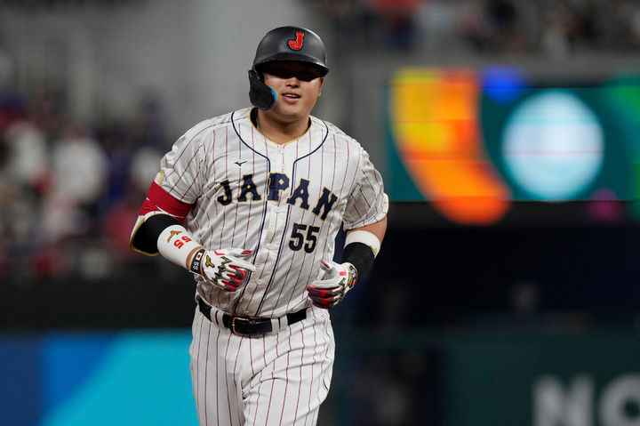 '일본 거포' <b>무라카미</b>, MLB <b>화이트삭스</b>와 2년 504억원에 <b>계약</b>