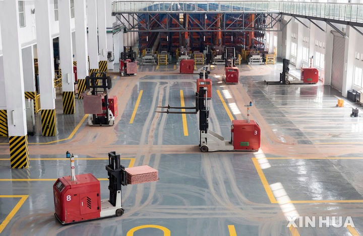 [구이시=신화/뉴시스] 중국 장시성 구이시에 있는 구리 생산업체 장시동업 공장.자료사진.2025.12.25 