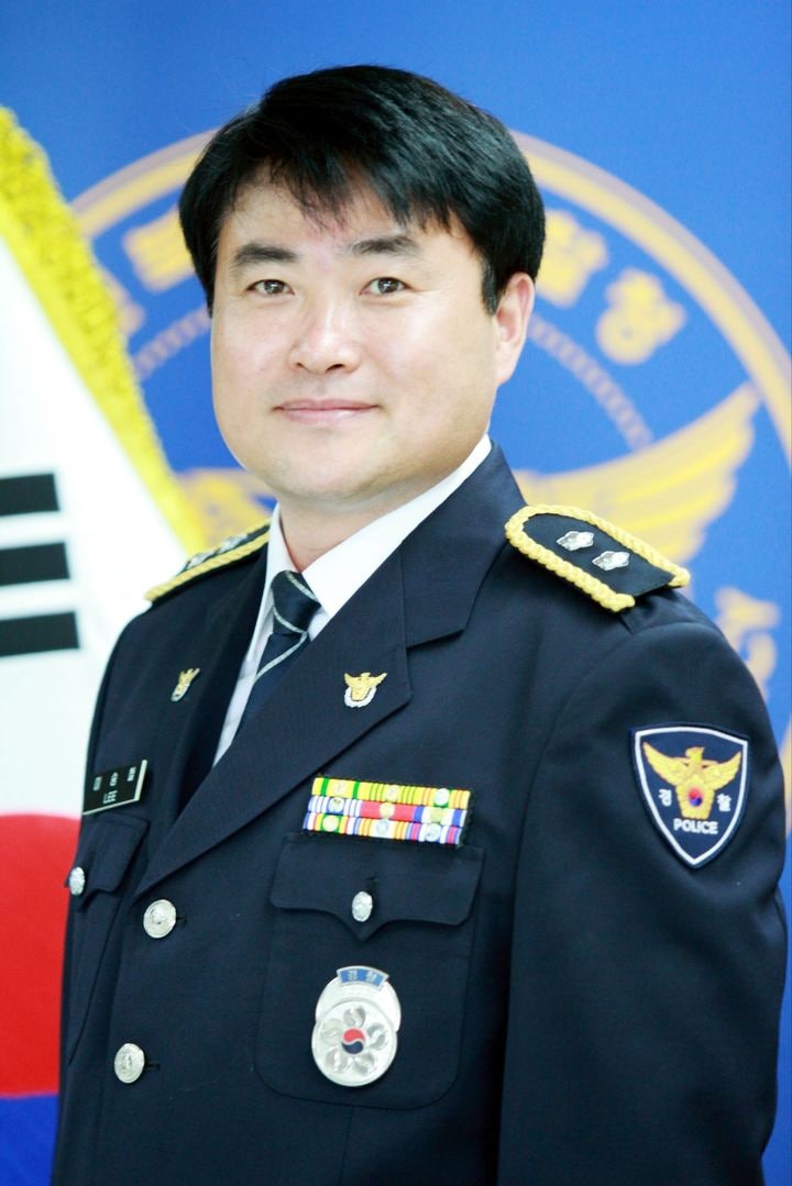 [전주=뉴시스] 이승철 경감.(사진=전북경찰청 제공)  *재판매 및 DB 금지