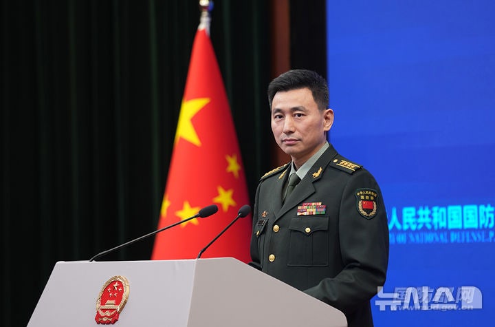 [베이징=뉴시스] 장샤오강 중국 국방부 대변인.(사진=중국 국방부 홈페이지 갈무리) 2025.12.25 