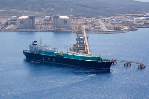 [서울=뉴시스] SK이노베이션,현대코퍼레이션,한국가스공사 등 한국 기업이 참여 중인 예맨 발하프 액화천연가스(LNG) 사업장 전경.(사진=예맨 LNG 홈페이지 갈무리) 2026.01.12 photo@newsis