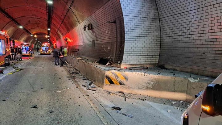 거제 양정터널서 30대 만취 운전자 앞차 추돌…40대 남성 사망