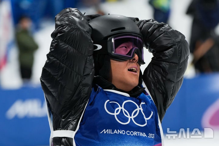 세계 최초 빙벽 오르는 이채운