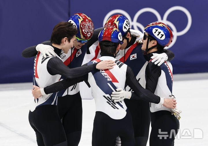 쇼트트랙 김길리, 여자 1500m 금메달로 동계올림픽 2관왕 기록