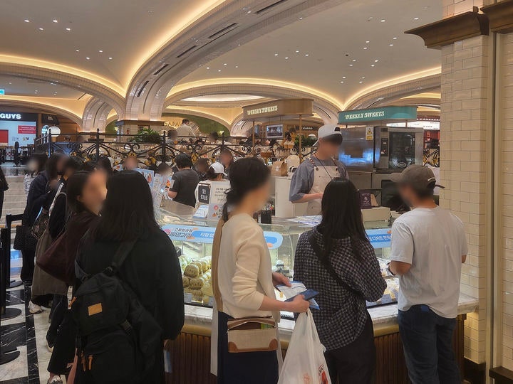 [서울=뉴시스] 신세계백화점 강남점 지하1층 스위트파크 월간빵지순례 팝업스토어.(사진=신세계백화점 제공) *재판매 및 DB 금지