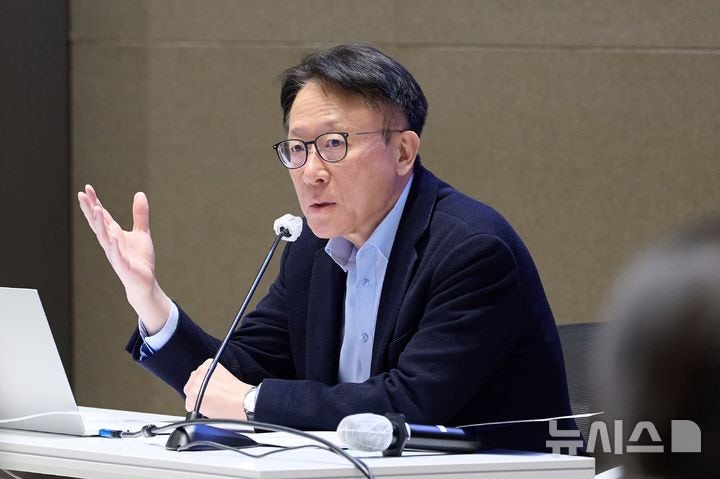 신성환 금통위원 "금리 인하 논하기엔 부담…물가 우려 큰 상황"