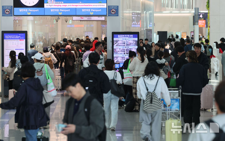 고유가&middot;수요 둔화에 LCC 생존전&hellip;"손해 감수하고 할인"