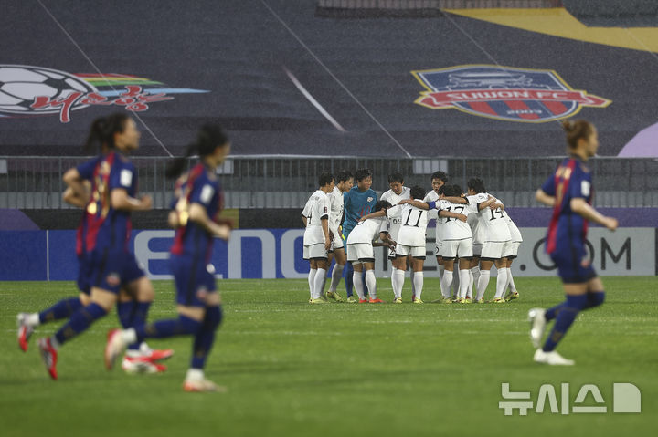 寃쎄린 以鍮꾪븯뒗 遺곹븳 궡怨좏뼢<b>뿬옄異뺢뎄</b>떒