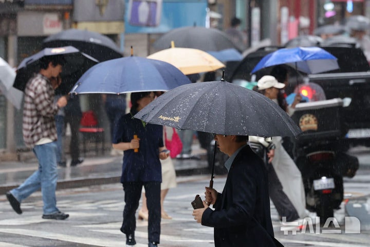 뿬由 湲곗슫 '<b>냼留</b>' 쟾援 遺遺 鍮꾟궙 理쒓퀬 26룄