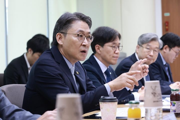 금융권 망분리 규제 완화, 이제 AI 해킹 막는 방패 된다