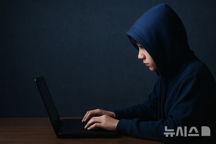 경찰관도 낚일지 몰라! AI 피싱 잡는 지옥의 해킹 메일 훈련