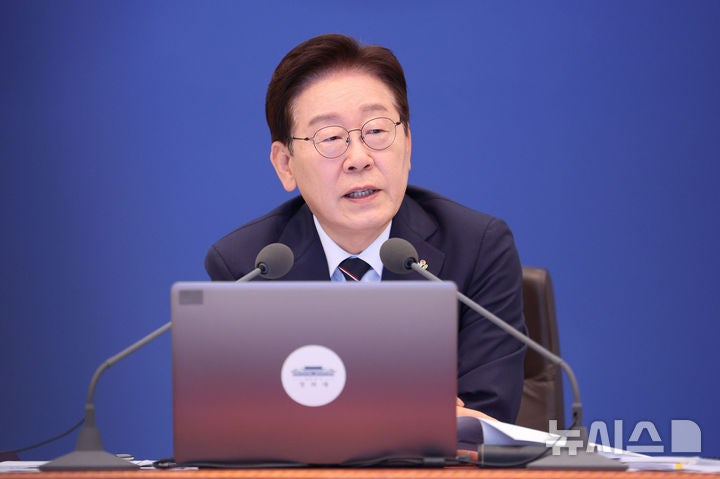 이 대통령, 공개일정 없이 투표 독려…저녁 관저서 <b>개표</b> 지켜볼 듯