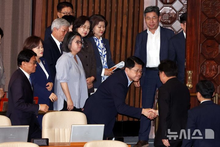 <b>국회</b> 오늘 후반기 <b>의장</b>단 선출…오는 11일께 원구성 협상 돌입