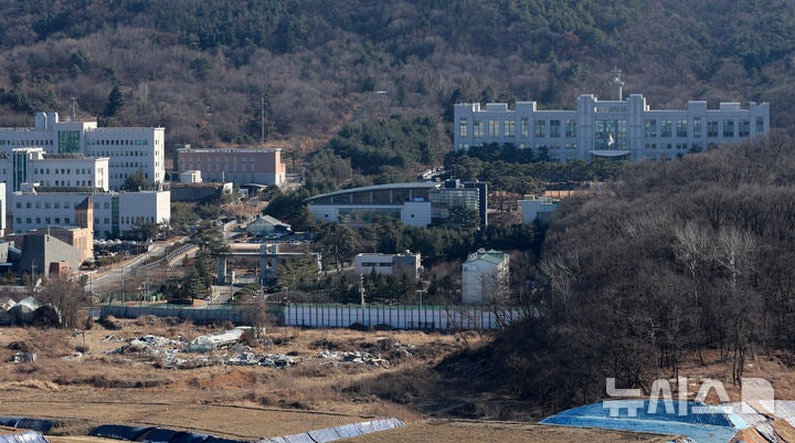 <b>방첩사</b> 49년만에 <b>해체</b>…국방방첩본부·보안지원단 내달말 창설