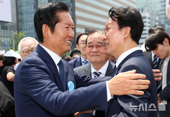 與 최고위서 金총리 공개 비판…정청래·김민석 대결 구도 본격화
