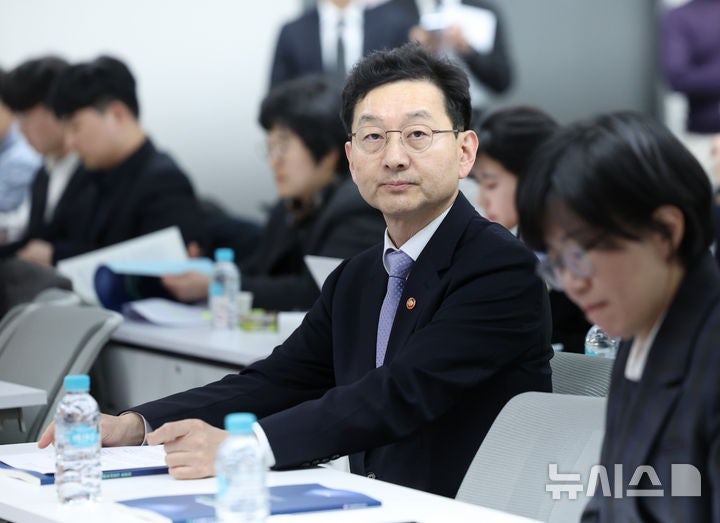 검찰개혁추진단 "보완수사권 폐지 원칙으로 案 마련 중…국회 원구성 후 전달"