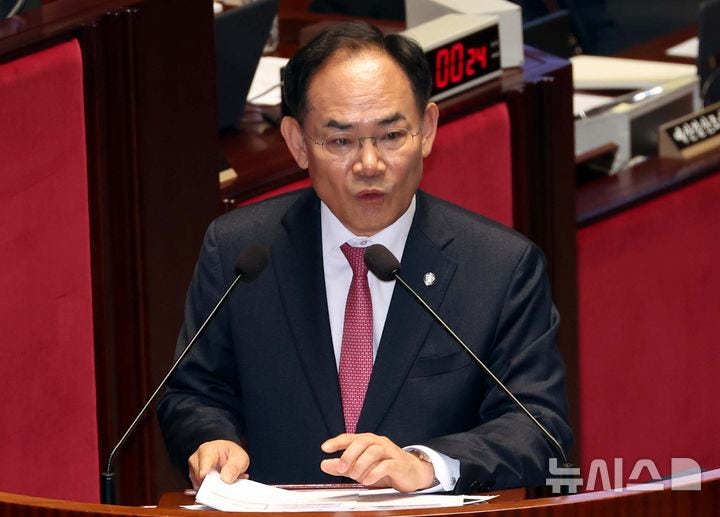 고령화로 썩어가는 농지 막는다! 지자체 의무 관리 강화하는 농지법 개정